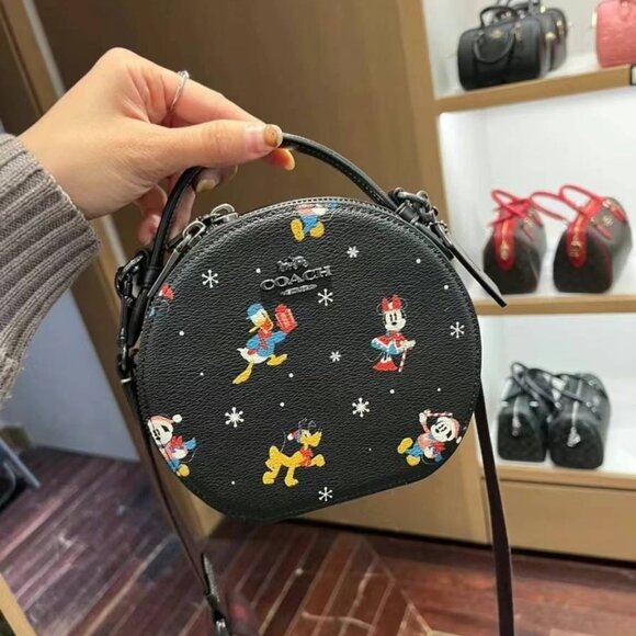 DISNEY X COACH CANTEEN CROSSBODY WITH HOLIDAY PRINT CM846 - Picture 1 of 8